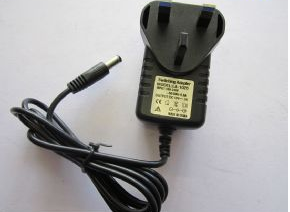 10.0V 1.5A Switching Mode Power Supply DYS152-100150-13105B 100150W-3 UK Plug